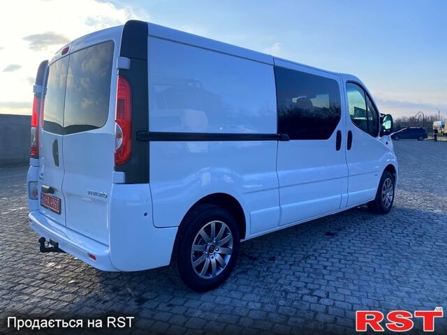 Опель Виваро, объемом двигателя 2 л и пробегом 0 тыс. км за 14000 $, фото 2 на Automoto.ua