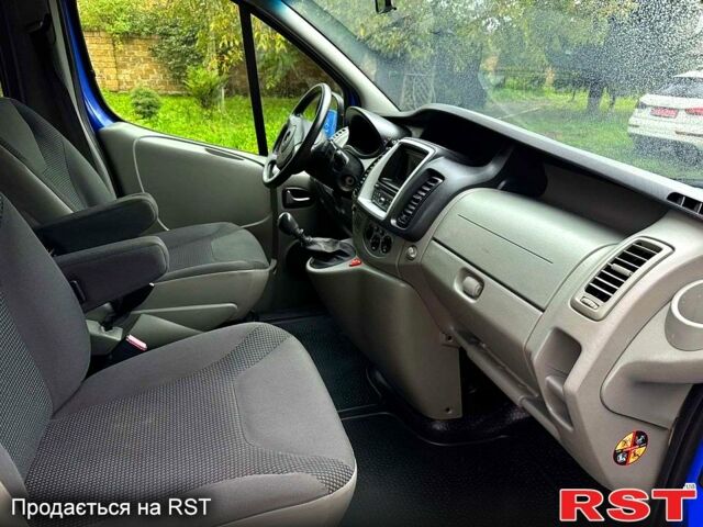 Опель Виваро, объемом двигателя 2 л и пробегом 250 тыс. км за 14950 $, фото 5 на Automoto.ua