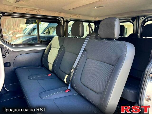 Опель Виваро, объемом двигателя 1.6 л и пробегом 128 тыс. км за 11800 $, фото 8 на Automoto.ua