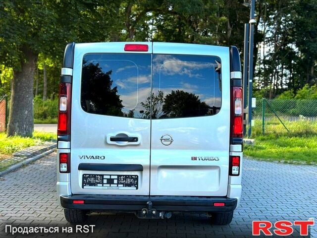 Опель Виваро, объемом двигателя 1.6 л и пробегом 128 тыс. км за 11800 $, фото 5 на Automoto.ua