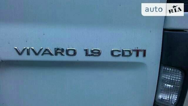 Білий Опель Віваро пас., об'ємом двигуна 1.9 л та пробігом 260 тис. км за 7400 $, фото 2 на Automoto.ua