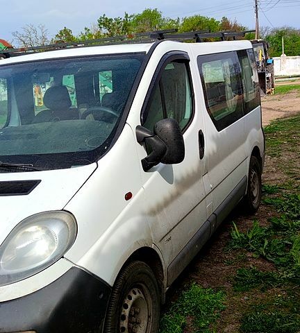 Білий Опель Віваро пас., об'ємом двигуна 1.9 л та пробігом 415 тис. км за 4800 $, фото 6 на Automoto.ua