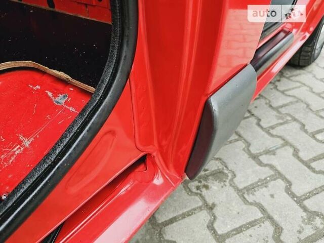 Красный Опель Виваро пасс., объемом двигателя 2 л и пробегом 180 тыс. км за 11600 $, фото 54 на Automoto.ua