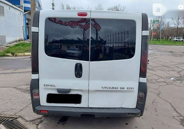 Опель Виваро пасс., объемом двигателя 1.9 л и пробегом 428 тыс. км за 6700 $, фото 5 на Automoto.ua