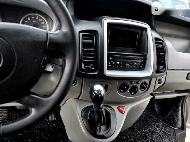 Опель Виваро пасс., объемом двигателя 2 л и пробегом 260 тыс. км за 8500 $, фото 15 на Automoto.ua