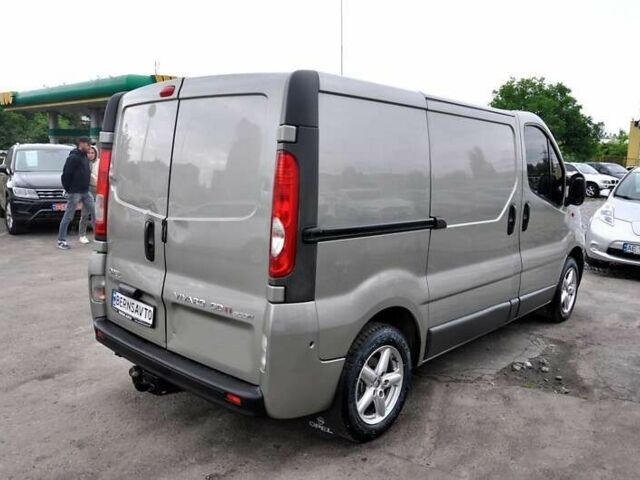 Опель Виваро пасс., объемом двигателя 2 л и пробегом 260 тыс. км за 8500 $, фото 7 на Automoto.ua