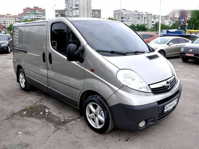 Опель Виваро пасс., объемом двигателя 2 л и пробегом 260 тыс. км за 8500 $, фото 9 на Automoto.ua