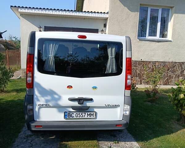 Опель Виваро пасс., объемом двигателя 2 л и пробегом 272 тыс. км за 8550 $, фото 3 на Automoto.ua