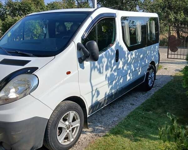 Опель Виваро пасс., объемом двигателя 2 л и пробегом 272 тыс. км за 8550 $, фото 1 на Automoto.ua