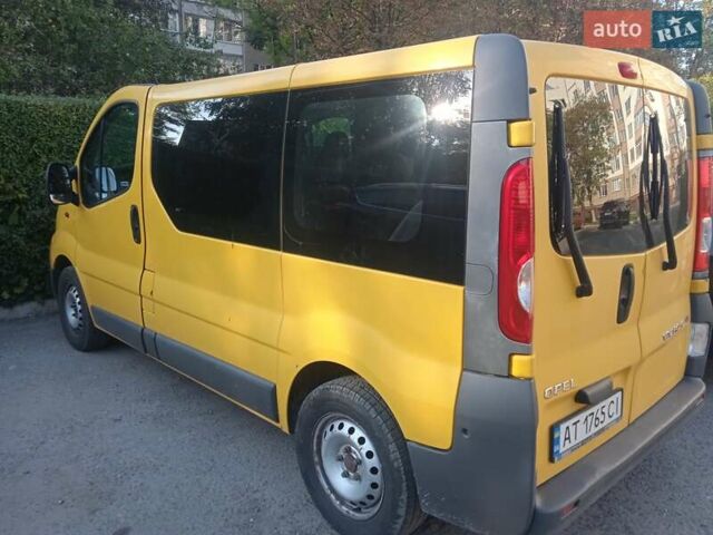 Опель Виваро пасс., объемом двигателя 2 л и пробегом 300 тыс. км за 9800 $, фото 4 на Automoto.ua