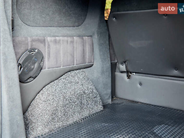 Серый Опель Виваро пасс., объемом двигателя 2 л и пробегом 110 тыс. км за 27000 $, фото 22 на Automoto.ua