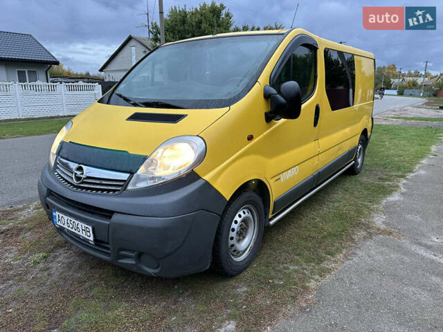 Жовтий Опель Віваро, об'ємом двигуна 2 л та пробігом 386 тис. км за 6990 $, фото 4 на Automoto.ua