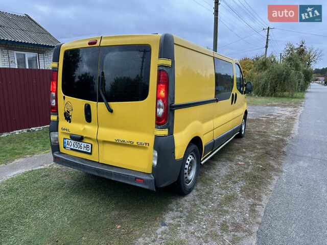Желтый Опель Виваро, объемом двигателя 2 л и пробегом 383 тыс. км за 6700 $, фото 1 на Automoto.ua