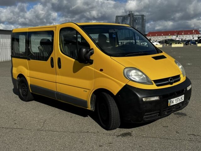 Желтый Опель Виваро, объемом двигателя 1.9 л и пробегом 233 тыс. км за 5100 $, фото 4 на Automoto.ua