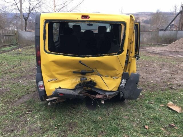 Жовтий Опель Віваро, об'ємом двигуна 0 л та пробігом 350 тис. км за 3599 $, фото 5 на Automoto.ua