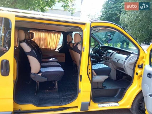 Жовтий Опель Віваро, об'ємом двигуна 1.9 л та пробігом 191 тис. км за 6300 $, фото 8 на Automoto.ua