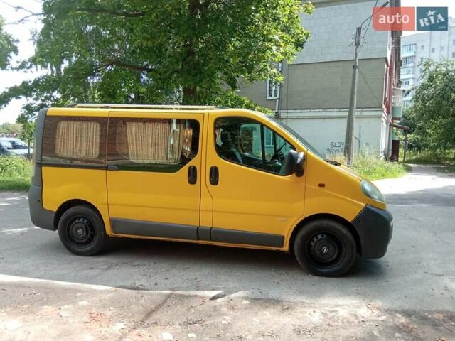 Жовтий Опель Віваро, об'ємом двигуна 1.9 л та пробігом 191 тис. км за 6300 $, фото 7 на Automoto.ua