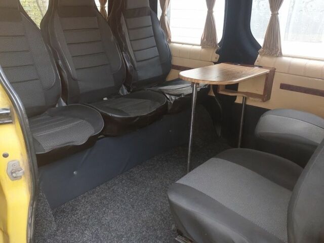 Жовтий Опель Віваро, об'ємом двигуна 0 л та пробігом 298 тис. км за 6800 $, фото 2 на Automoto.ua