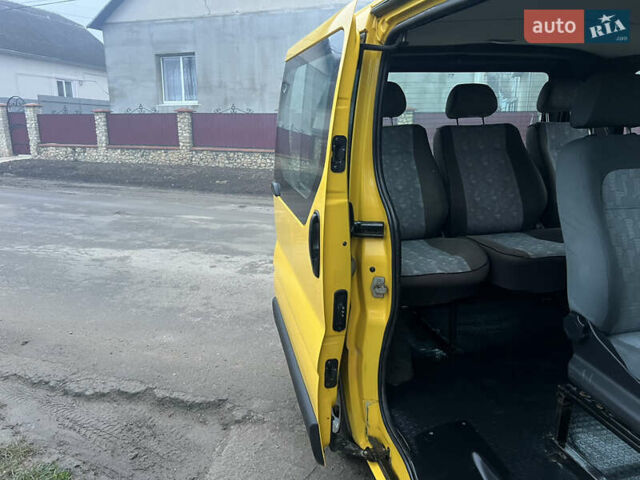 Желтый Опель Виваро, объемом двигателя 1.9 л и пробегом 210 тыс. км за 6499 $, фото 52 на Automoto.ua