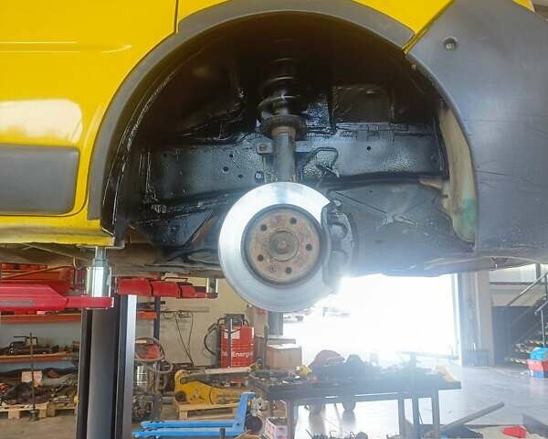 Жовтий Опель Віваро, об'ємом двигуна 1.87 л та пробігом 308 тис. км за 7450 $, фото 11 на Automoto.ua