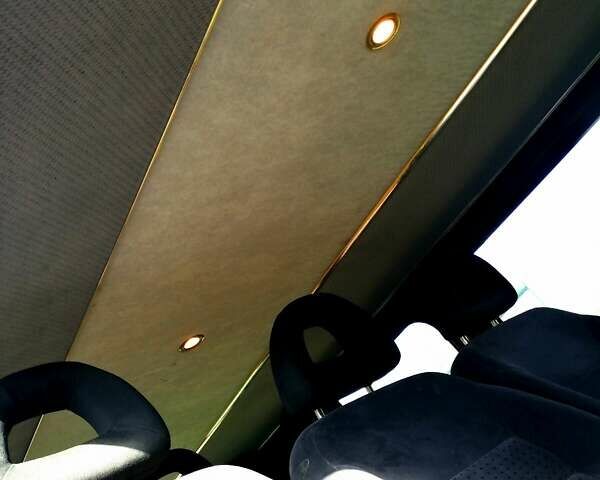 Жовтий Опель Віваро, об'ємом двигуна 2.5 л та пробігом 288 тис. км за 7500 $, фото 6 на Automoto.ua