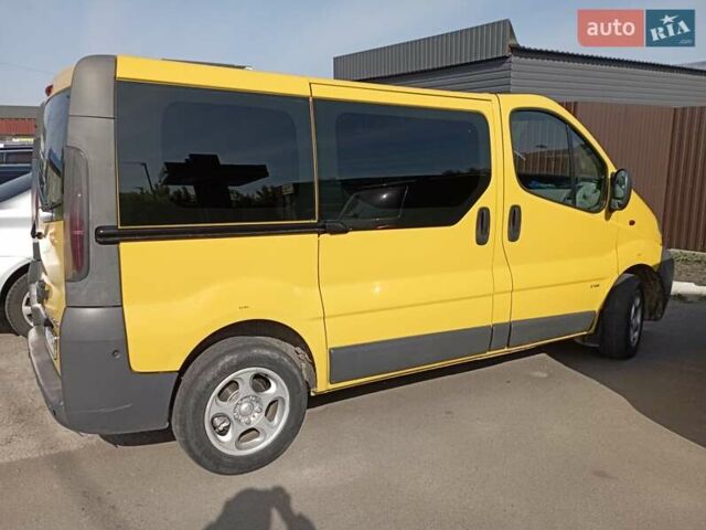 Жовтий Опель Віваро, об'ємом двигуна 1.9 л та пробігом 300 тис. км за 7500 $, фото 2 на Automoto.ua