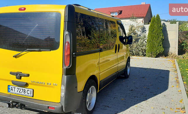 Желтый Опель Виваро, объемом двигателя 1.87 л и пробегом 197 тыс. км за 6200 $, фото 2 на Automoto.ua