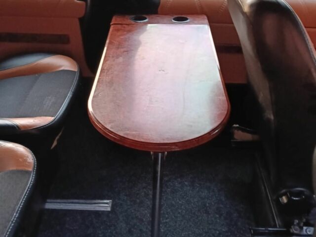 Желтый Опель Виваро, объемом двигателя 1.9 л и пробегом 342 тыс. км за 6980 $, фото 7 на Automoto.ua