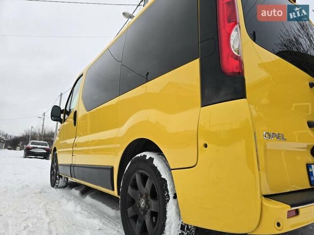 Желтый Опель Виваро, объемом двигателя 2 л и пробегом 292 тыс. км за 8700 $, фото 71 на Automoto.ua