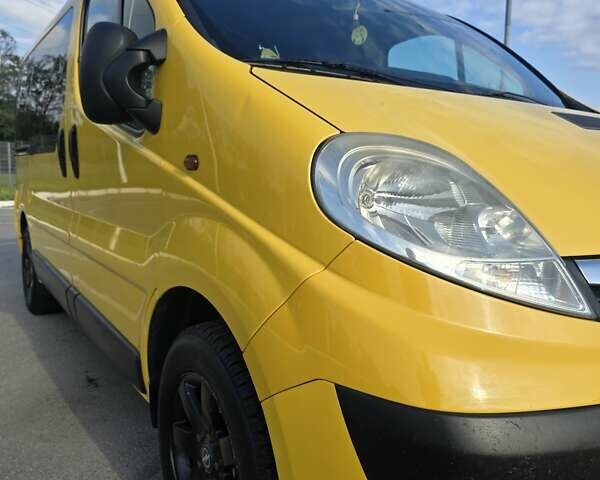Желтый Опель Виваро, объемом двигателя 2 л и пробегом 290 тыс. км за 8900 $, фото 33 на Automoto.ua