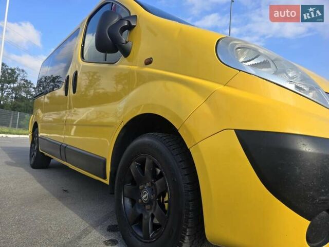 Желтый Опель Виваро, объемом двигателя 2 л и пробегом 290 тыс. км за 8900 $, фото 34 на Automoto.ua