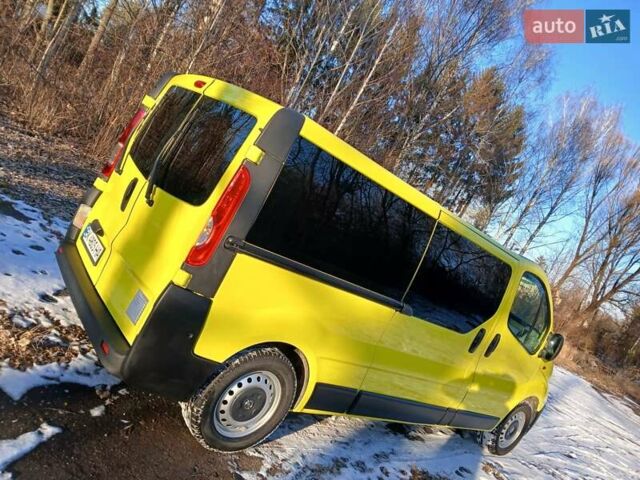 Желтый Опель Виваро, объемом двигателя 2 л и пробегом 253 тыс. км за 7800 $, фото 11 на Automoto.ua