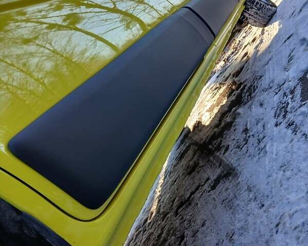 Желтый Опель Виваро, объемом двигателя 2 л и пробегом 253 тыс. км за 7800 $, фото 16 на Automoto.ua