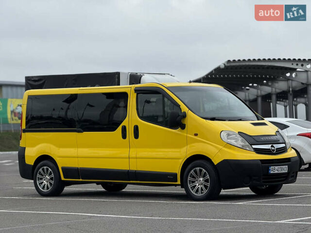 Жовтий Опель Віваро, об'ємом двигуна 2.5 л та пробігом 270 тис. км за 11300 $, фото 8 на Automoto.ua