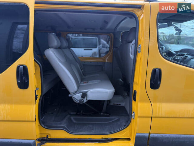 Желтый Опель Виваро, объемом двигателя 2 л и пробегом 318 тыс. км за 13450 $, фото 19 на Automoto.ua