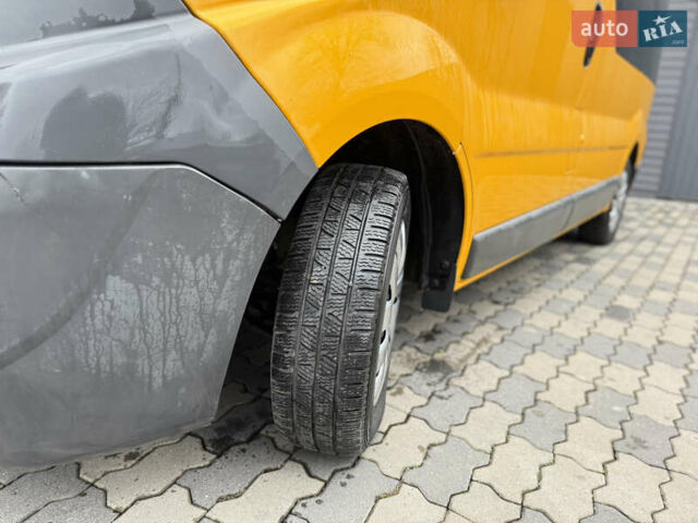 Желтый Опель Виваро, объемом двигателя 2 л и пробегом 318 тыс. км за 13450 $, фото 9 на Automoto.ua