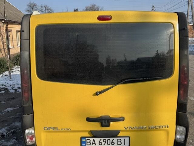 Желтый Опель Виваро, объемом двигателя 1.9 л и пробегом 175 тыс. км за 7500 $, фото 4 на Automoto.ua