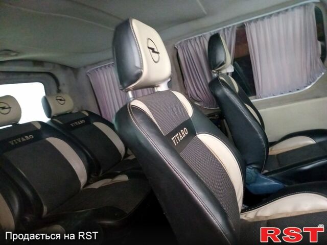 Желтый Опель Виваро, объемом двигателя 1.9 л и пробегом 290 тыс. км за 5000 $, фото 6 на Automoto.ua