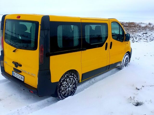 Желтый Опель Виваро, объемом двигателя 19 л и пробегом 200 тыс. км за 5800 $, фото 10 на Automoto.ua