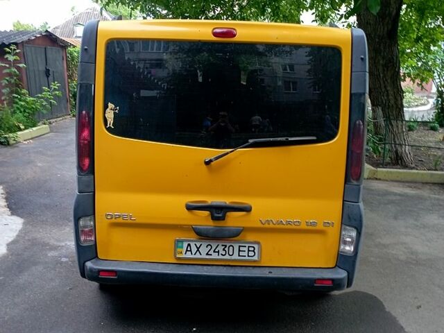 Желтый Опель Виваро, объемом двигателя 1.9 л и пробегом 230 тыс. км за 7000 $, фото 5 на Automoto.ua