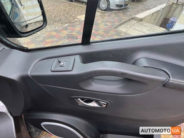 Сірий Опель Віваро, об'ємом двигуна 1.6 л та пробігом 168 тис. км за 19000 $, фото 20 на Automoto.ua