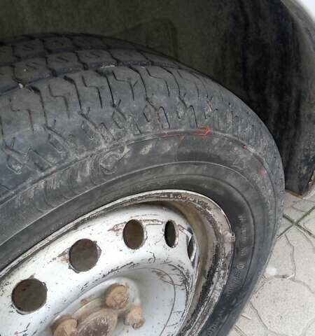 Серый Опель Виваро, объемом двигателя 1.9 л и пробегом 400 тыс. км за 3300 $, фото 1 на Automoto.ua