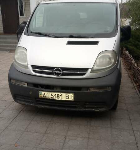 Серый Опель Виваро, объемом двигателя 1.9 л и пробегом 400 тыс. км за 3300 $, фото 5 на Automoto.ua