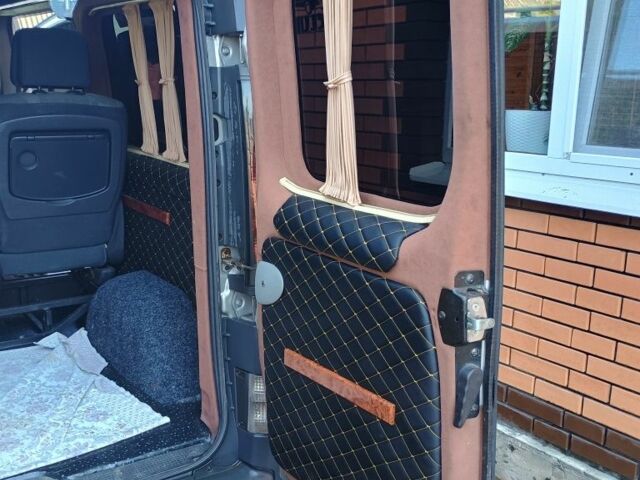 Серый Опель Виваро, объемом двигателя 1.9 л и пробегом 273 тыс. км за 8600 $, фото 1 на Automoto.ua