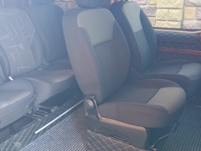 Серый Опель Виваро, объемом двигателя 1.9 л и пробегом 273 тыс. км за 8600 $, фото 3 на Automoto.ua