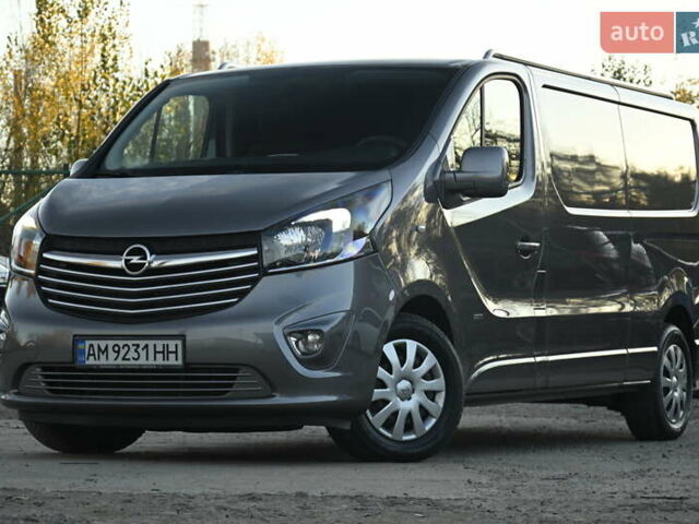 Сірий Опель Віваро, об'ємом двигуна 1.6 л та пробігом 274 тис. км за 11300 $, фото 7 на Automoto.ua