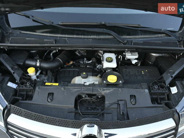 Серый Опель Виваро, объемом двигателя 1.6 л и пробегом 274 тыс. км за 11300 $, фото 33 на Automoto.ua