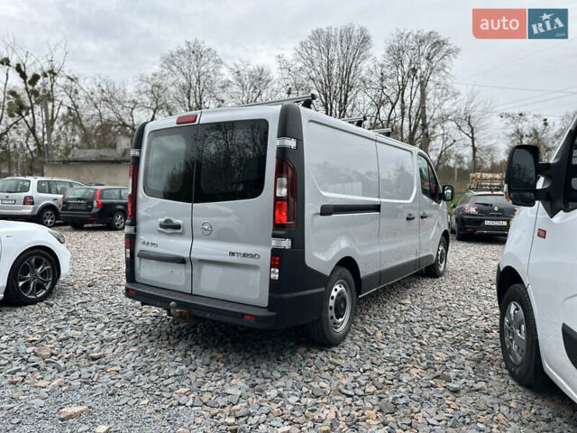 Сірий Опель Віваро, об'ємом двигуна 1.6 л та пробігом 202 тис. км за 13390 $, фото 10 на Automoto.ua