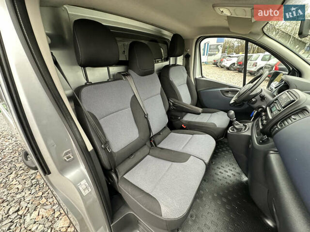 Сірий Опель Віваро, об'ємом двигуна 1.6 л та пробігом 202 тис. км за 13390 $, фото 23 на Automoto.ua