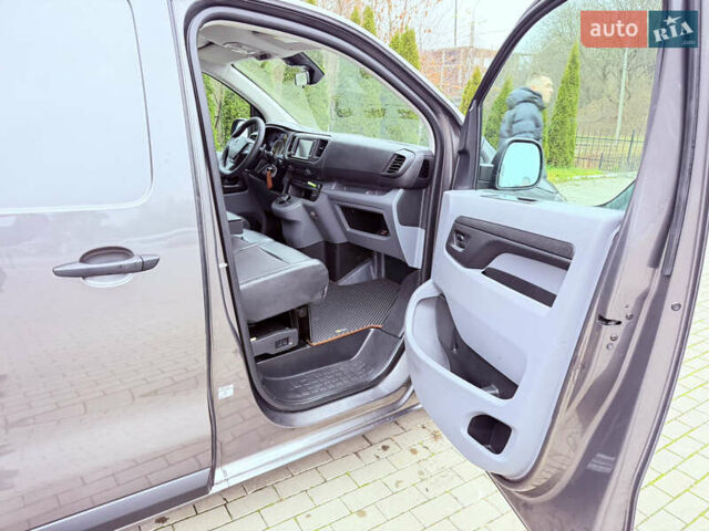 Серый Опель Виваро, объемом двигателя 2 л и пробегом 106 тыс. км за 21900 $, фото 70 на Automoto.ua